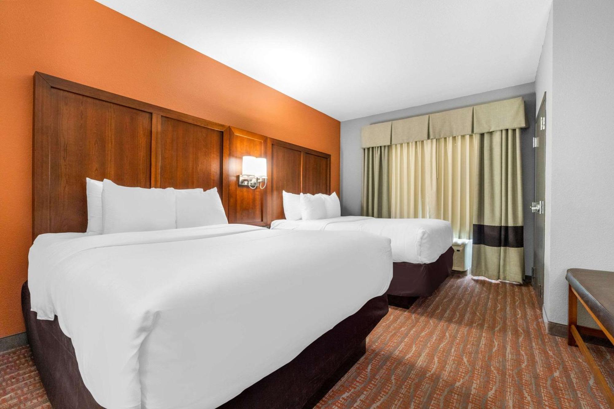 คอมฟอร์ต สวีท แจ็คสัน I-40 Hotel ภายนอก รูปภาพ