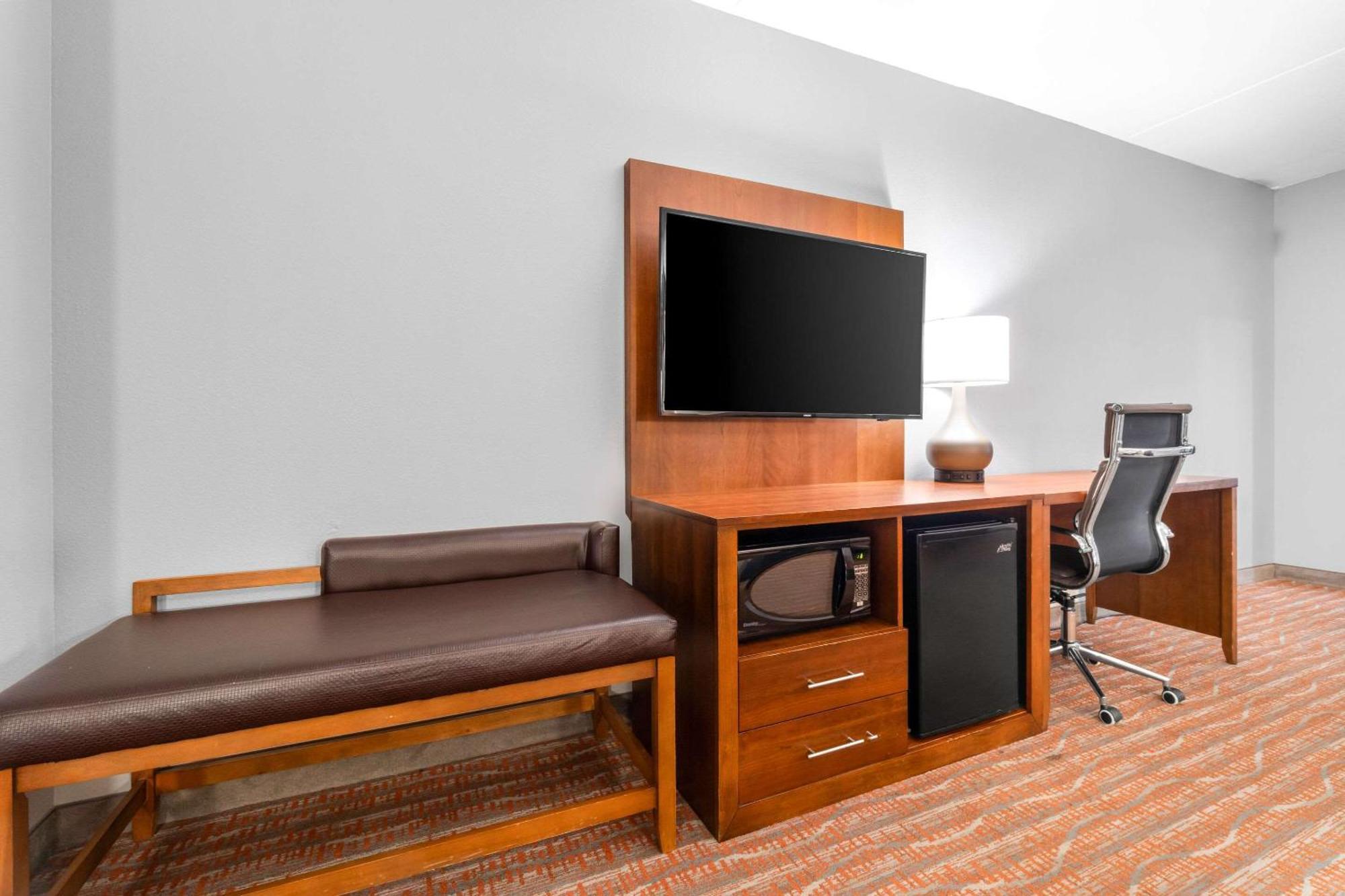คอมฟอร์ต สวีท แจ็คสัน I-40 Hotel ภายนอก รูปภาพ